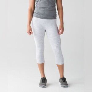 Lululemon Run With The Sun Crop Capri Wee Are From Space Nimbus Battleship White